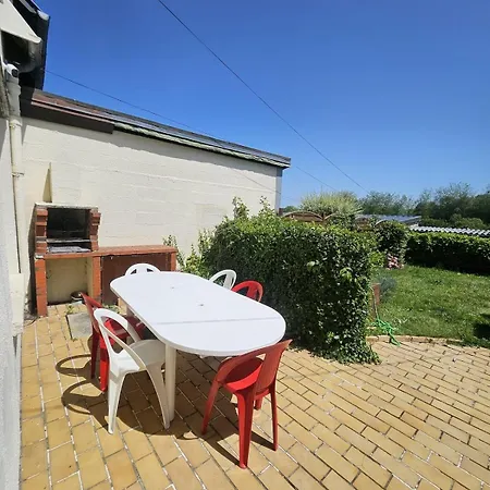 Semesterbostad Maison Au Calme 6 Personnes Dans